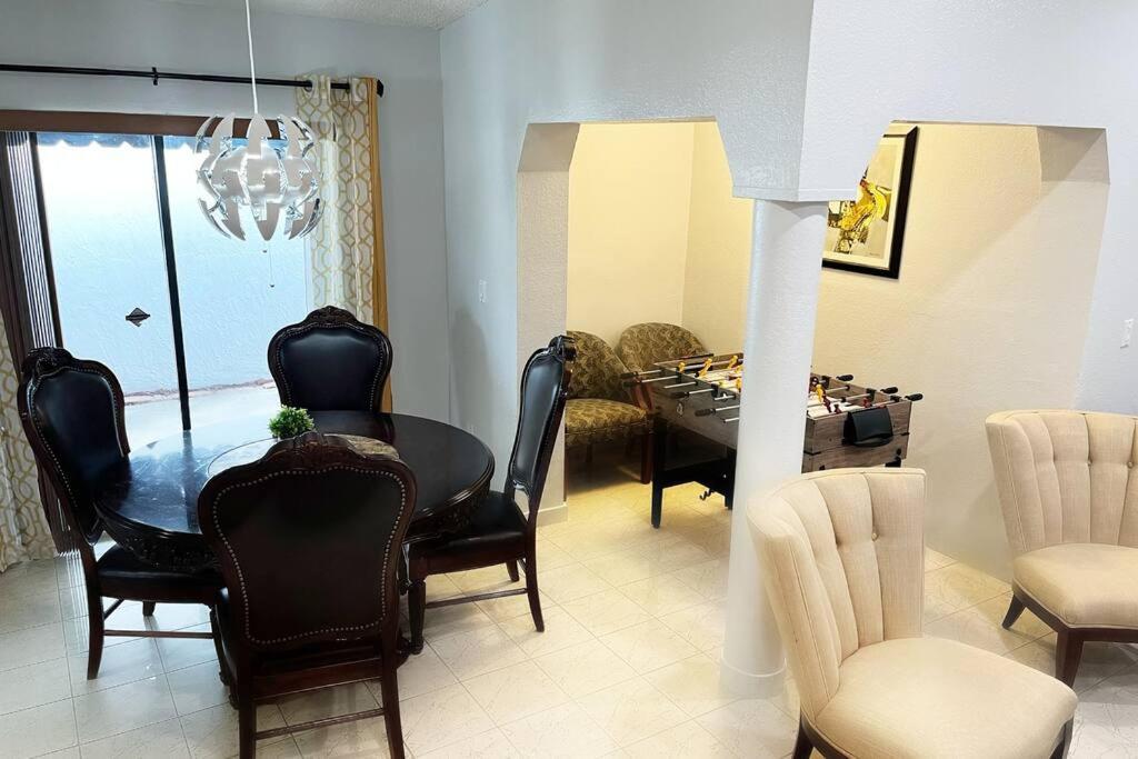 Amazing & Cozy Duplex Near Zoo Miami ! Villa Exterior photo
