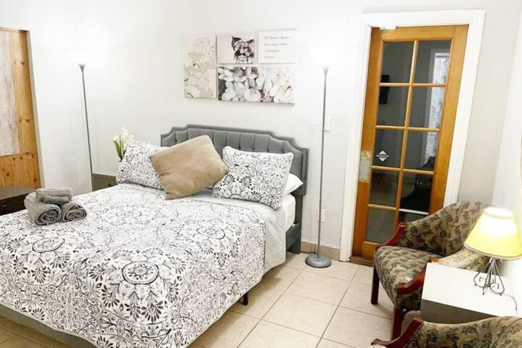 Amazing & Cozy Duplex Near Zoo Miami ! Villa Exterior photo