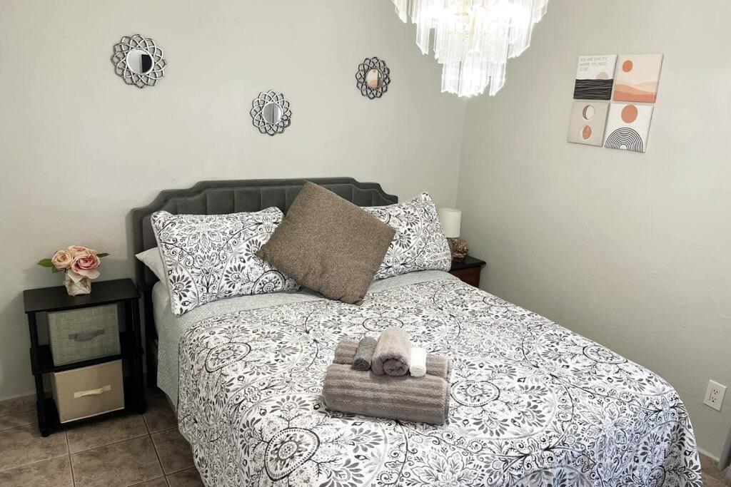 Amazing & Cozy Duplex Near Zoo Miami ! Villa Exterior photo